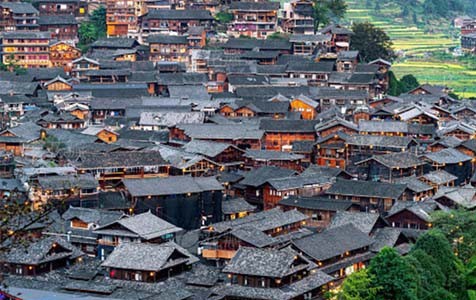 安阳6种常见的外墙仿石漆施工工艺！